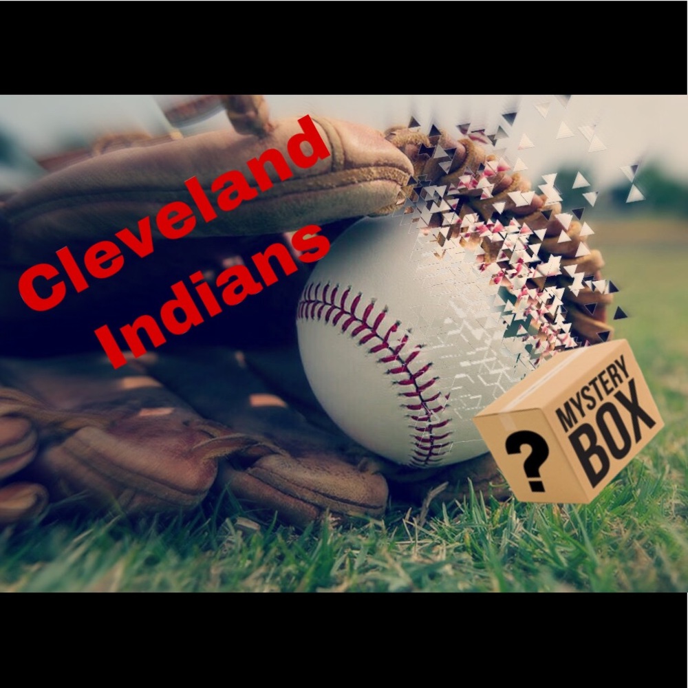 Women’s Cleveland Indians Mystery Box - Picture 1 of 3